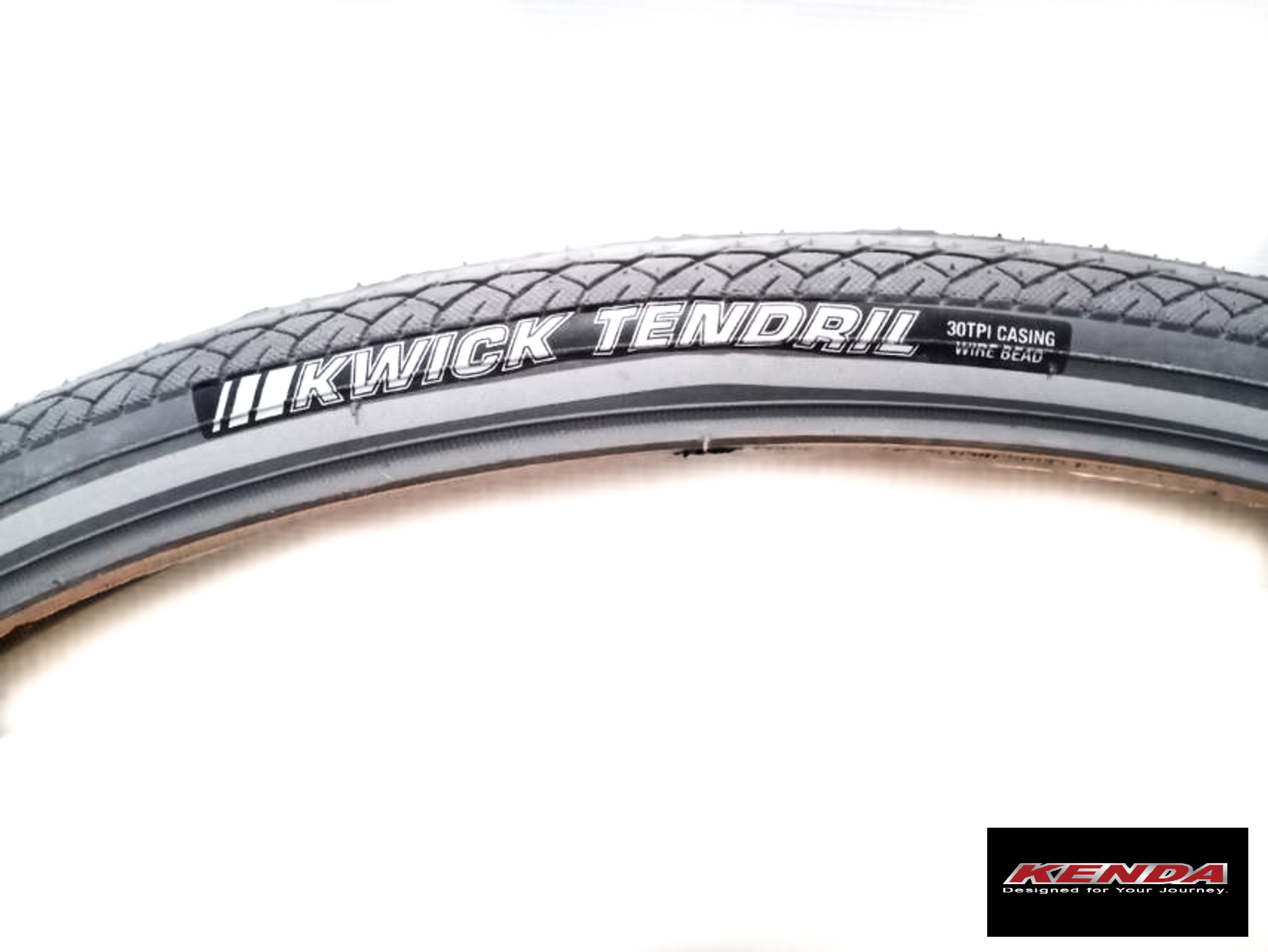 700 x 28c tires